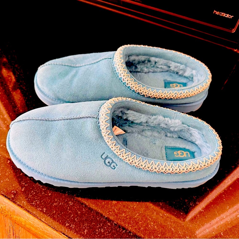 Ugg Tasman slipper